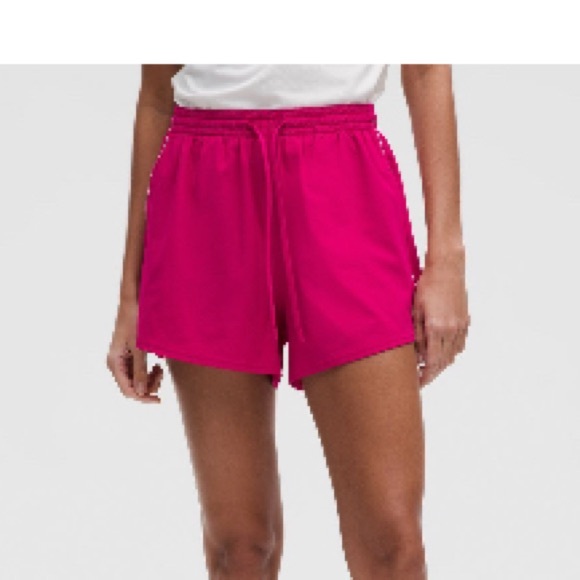 Lululemon Lightweight HR Relaxed Short 3" Size 14 Long Liner Passionate Pink - Picture 1 of 7